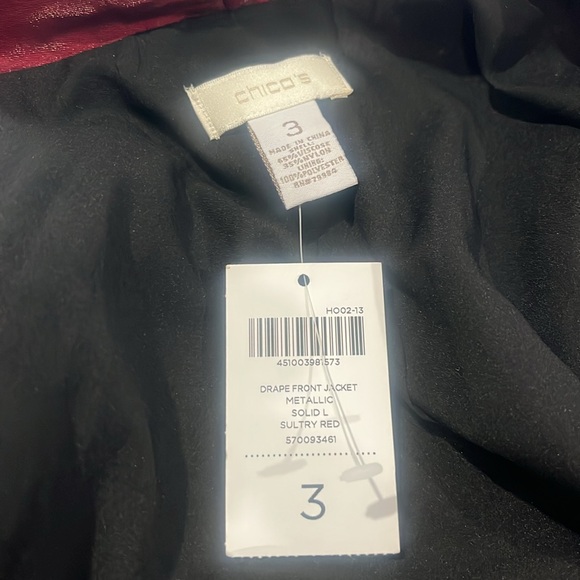 NWT! Beautiful Chicos drape-front metallic Sultry Red jacket w/pockets. Size 3 - Picture 3 of 4
